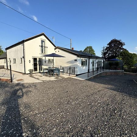 Finwood Green Farm Holiday Cottages-The Calf Shed And The Milk Parlour Henley-in-Arden Quarto foto
